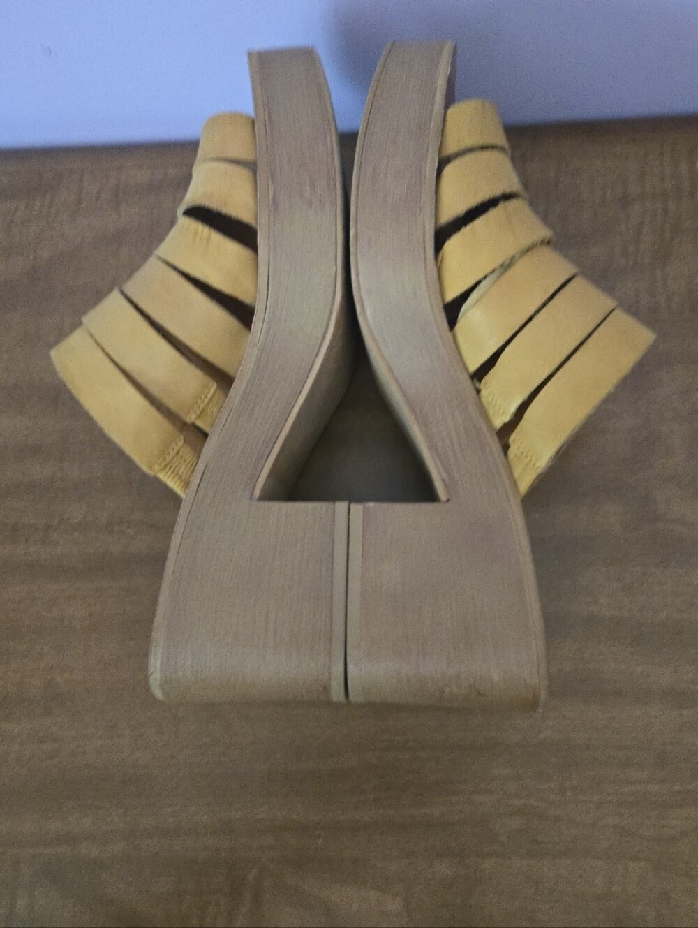 Lucky Brand 10w Platform Clog Sandals - Picture 5 of 6